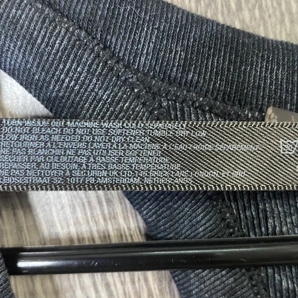 Women's Black Sports Bra - Picture 5 of 7